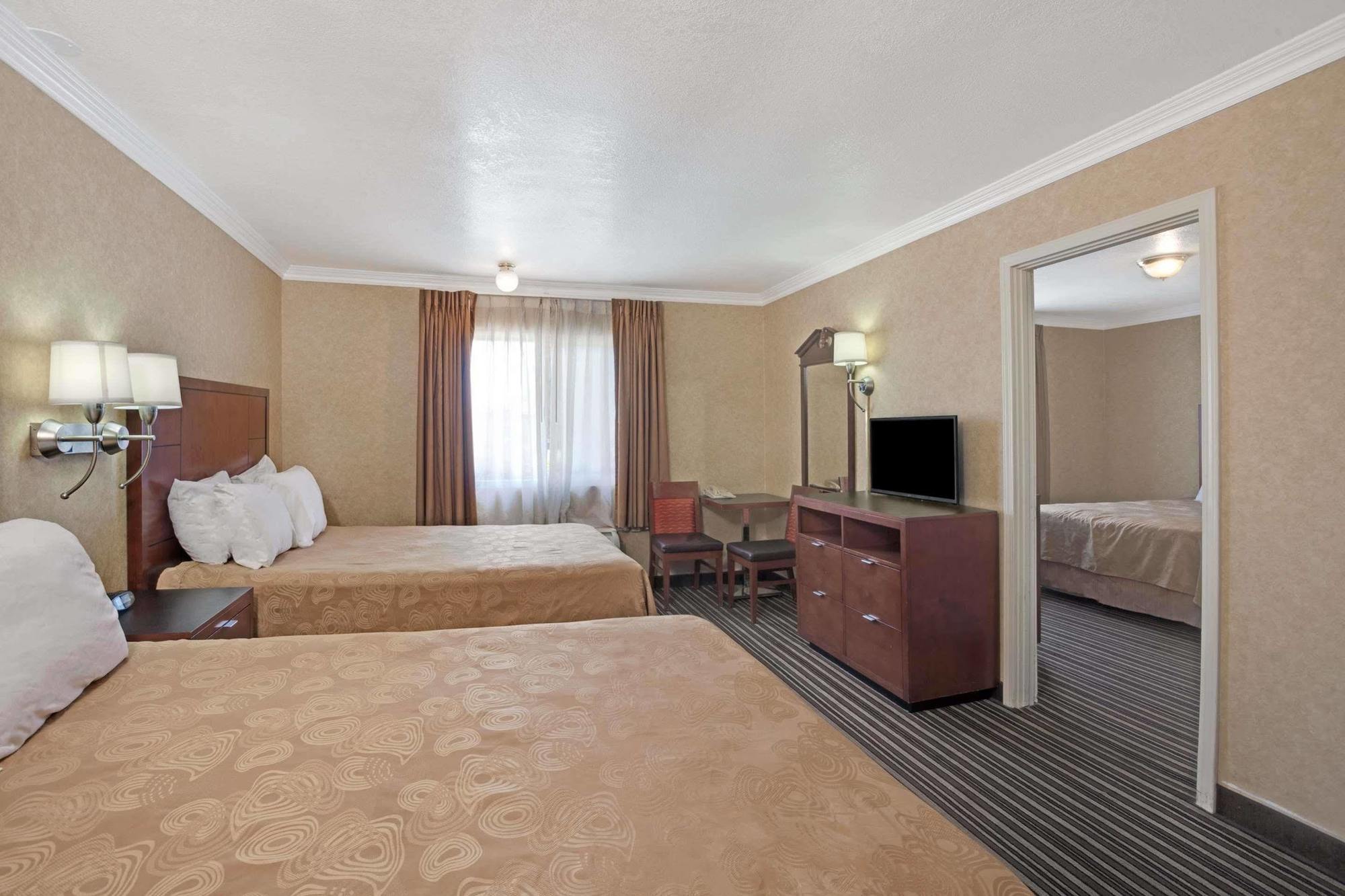 Buena Park Inn Buitenkant foto